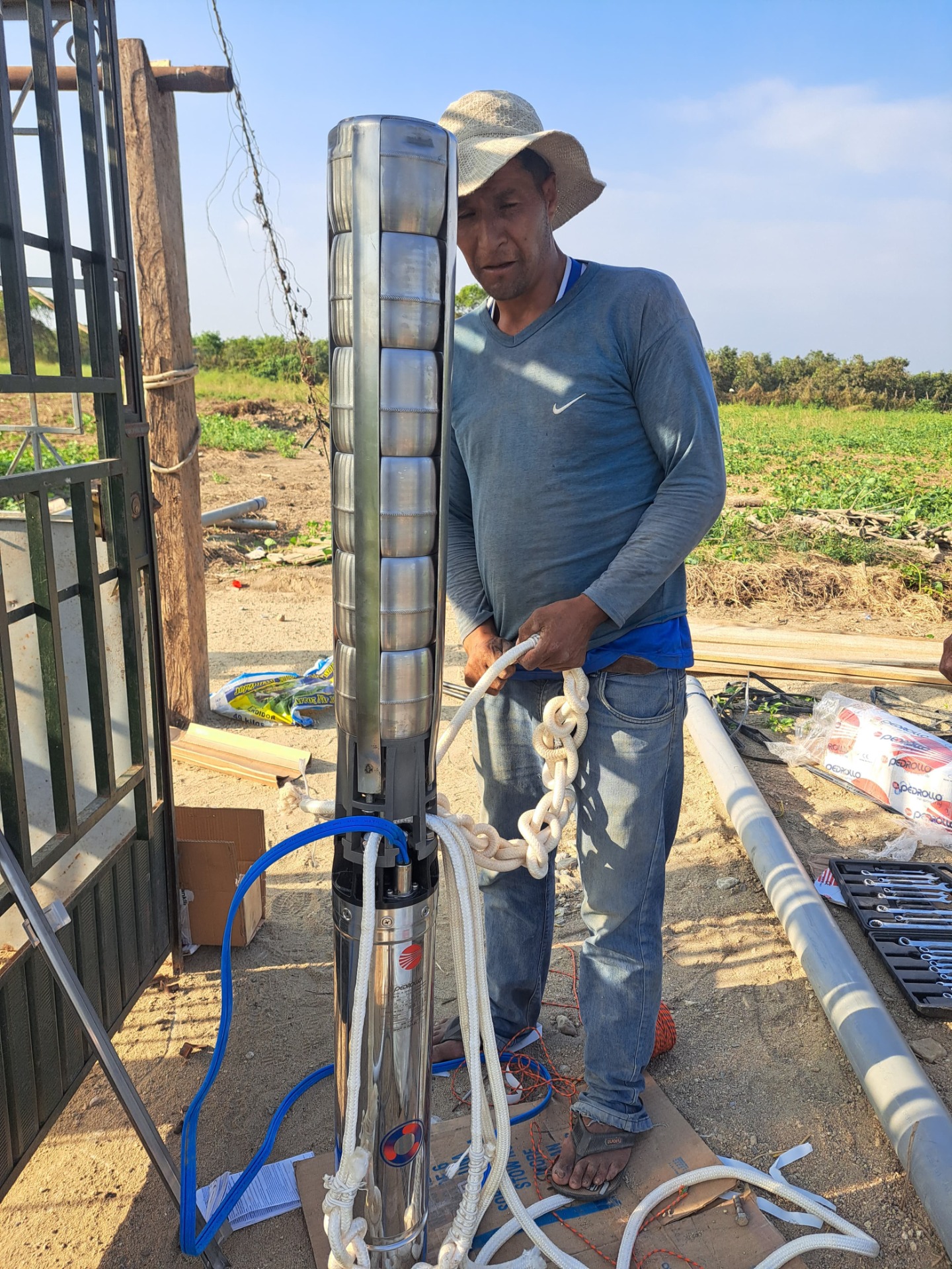 bomba tipo lapicero de 25 hp 4 pulgadas 